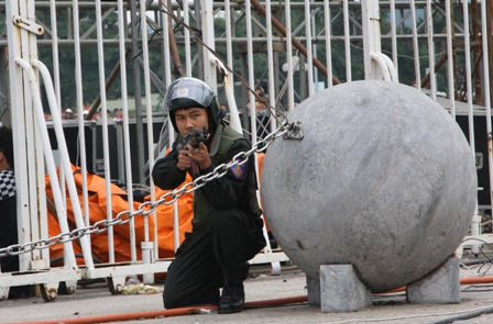 Công an Hà Nội chống bạo loạn, khủng bố và giải cứu con tin